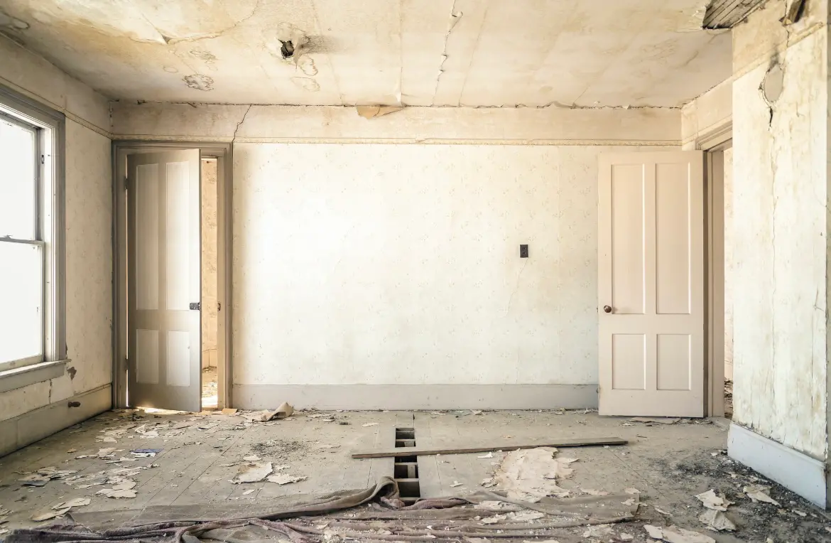 Waste disposal crew managing a cleanout project in West Rancho Dominguez